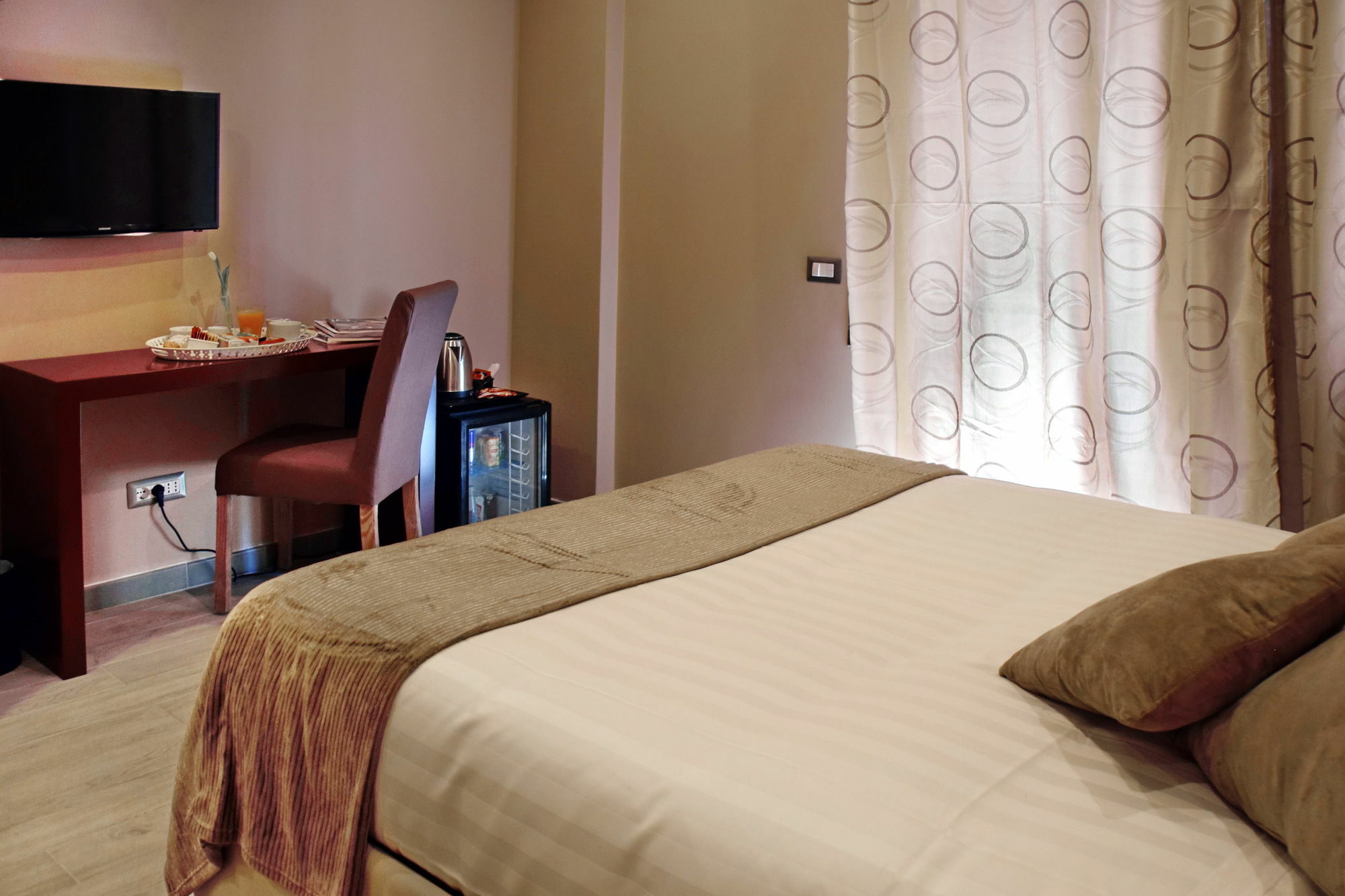 Gregori Guest House ローマ エクステリア 写真